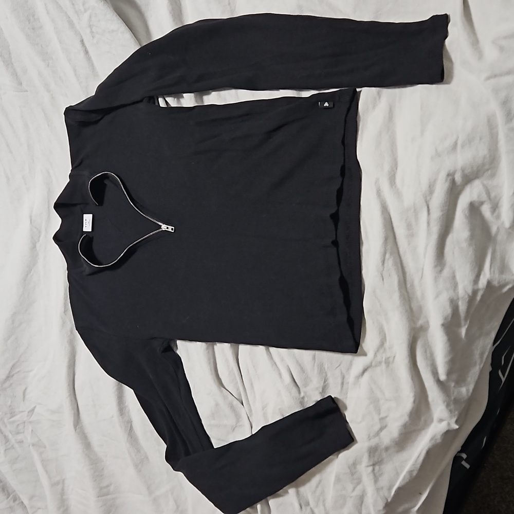 Aritzia TNA 1/4 Zip Thermal Black M Women's